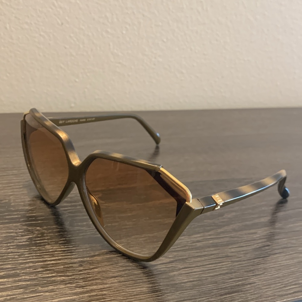 Guy Laroche Vintage Tortoise Olive Gold Sunglasses